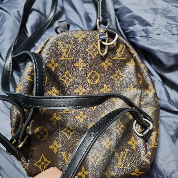 Mini Backpack - Picture 2 of 3